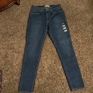 Levi's Women's 721 High Rise Skinny Jeans, 30w 30L new with some tags missing